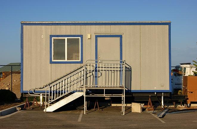 portable work office trailers at a temporary job location